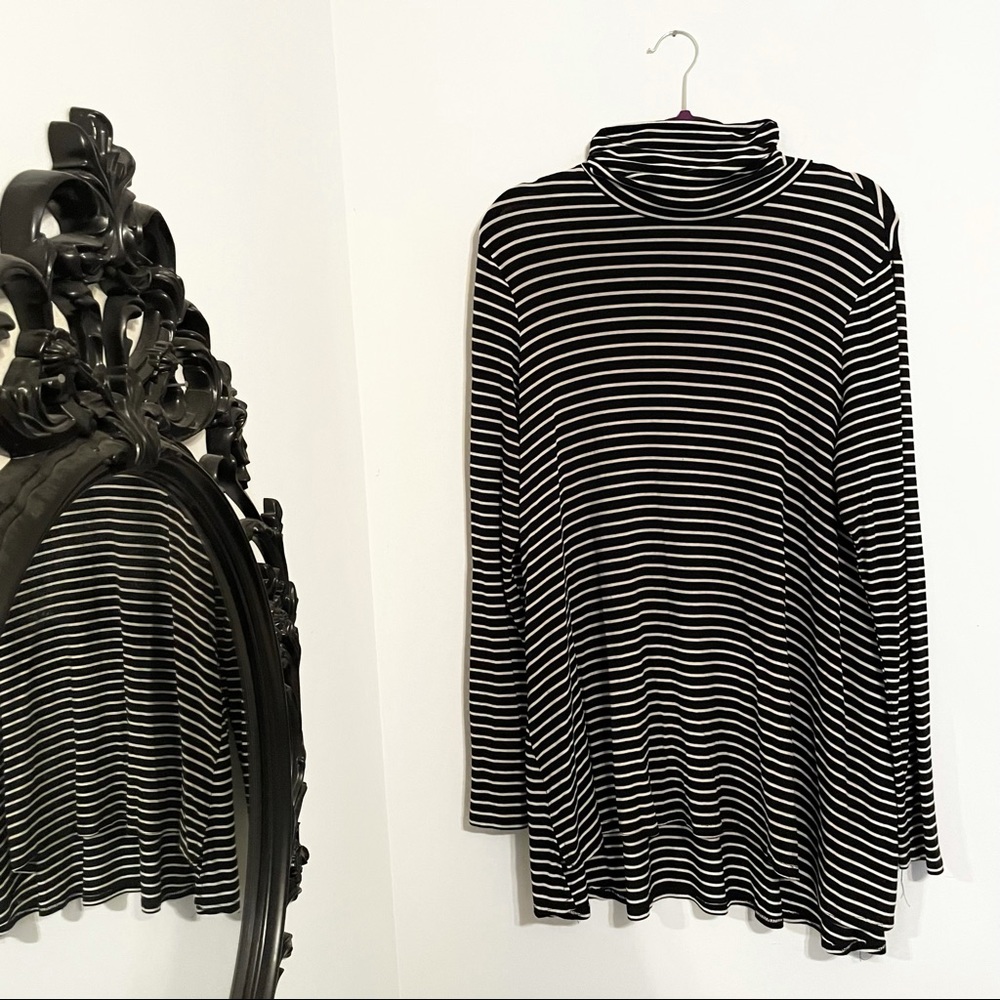 Turtle Neck Long Sleeve Shirt - XL